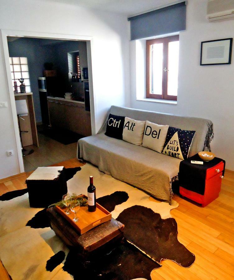 Apartman For 4 - Lovreta Makarska Luaran gambar