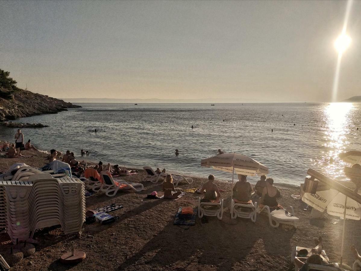 Apartman For 4 - Lovreta Makarska Luaran gambar