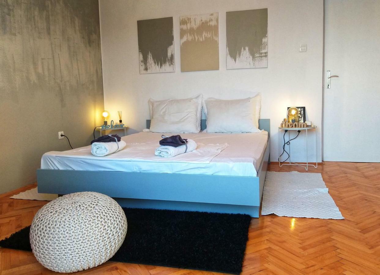 Apartman For 4 - Lovreta Makarska Luaran gambar