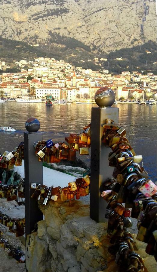 Apartman For 4 - Lovreta Makarska Luaran gambar